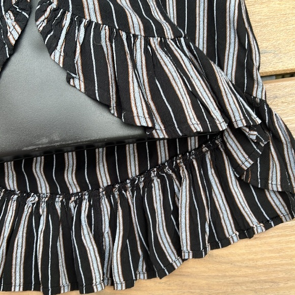 American Eagle Tank Top High Low with Ruffled Hem Boho Chic - Picture 3 of 9